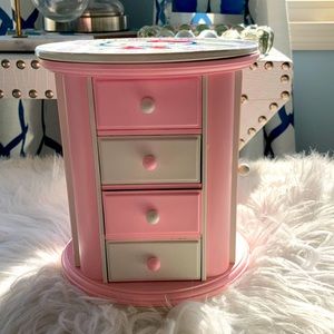 NWOT Hello Kitty Music Jewelry Box